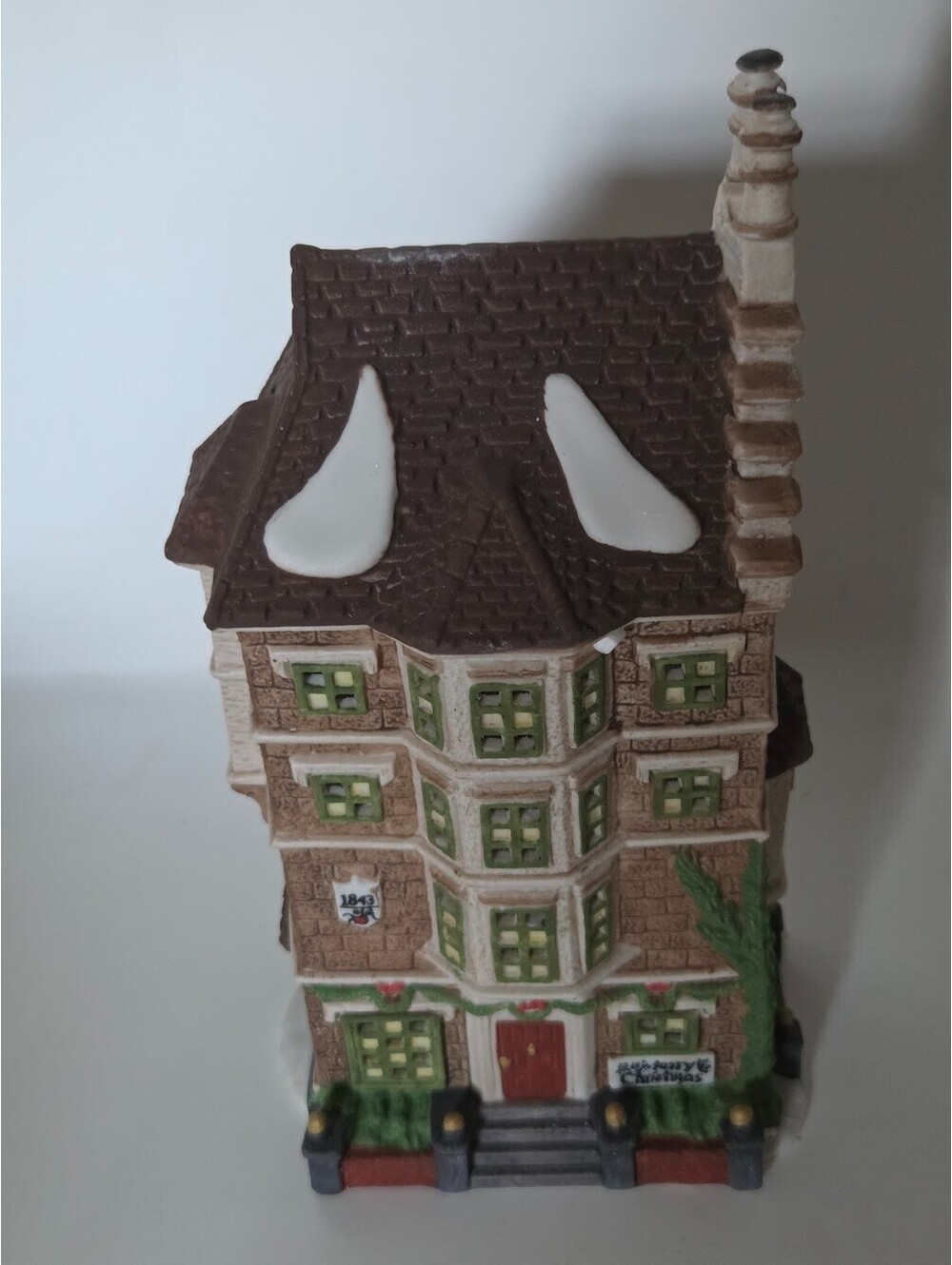 Department 56 Dickens Village Series Nephew Fred’s Flat Porcelain 1989